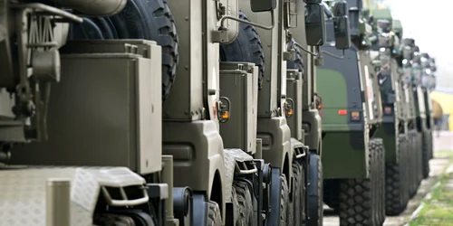 exercitii pentru parada de 1 decembrie foto mapn jpg