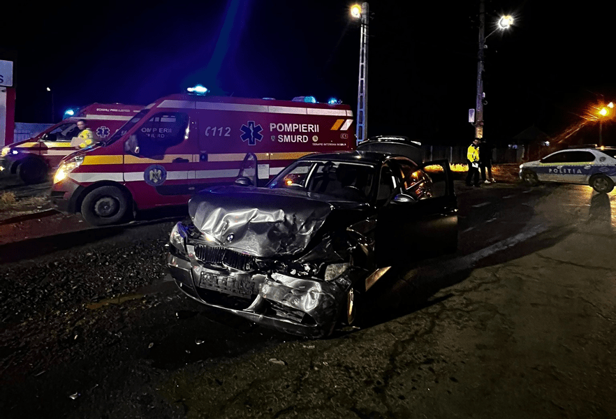 Poliţiştii răniţi grav în accidentul din Neamţ încercau să oprească un şofer drogat. Leziunile suferite