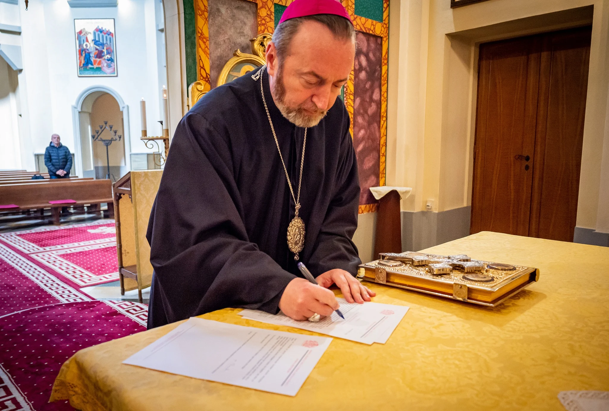 Cine este noul arhiepiscop major de Făgăraș și Alba Iulia. Alegerea, confirmată de Papa Leon