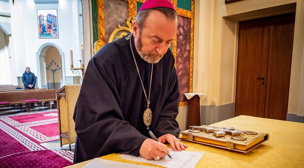 Cine este noul arhiepiscop major de Făgăraș și Alba Iulia. Alegerea, confirmată de Papa Leon