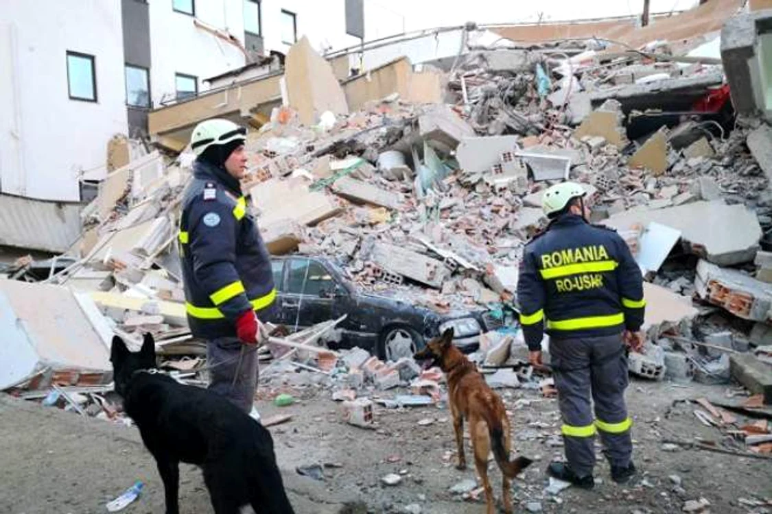 
    Salvatorii români din Albania s-au întors acasăFoto: a1.ro  