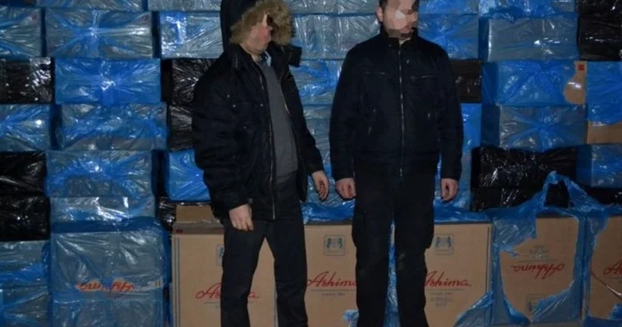 Doi dintre făptaşi. FOTO Poliţia de frontieră