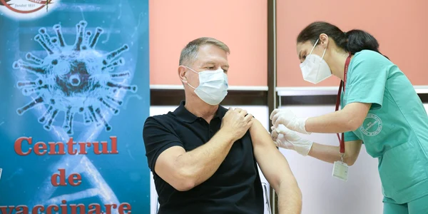 Vaccinare Klaus Iohannis / 15 ian 2021 / FOTO presidency.ro
