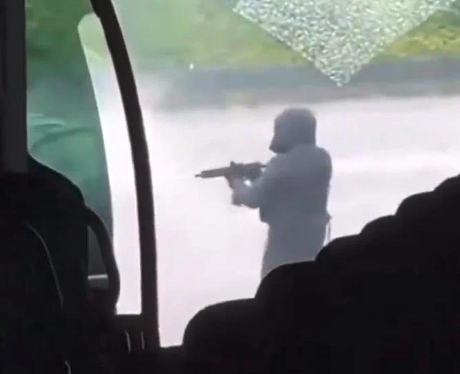 Ambuscadă cu polițiști morți și un evadat în Franța FOTO: X