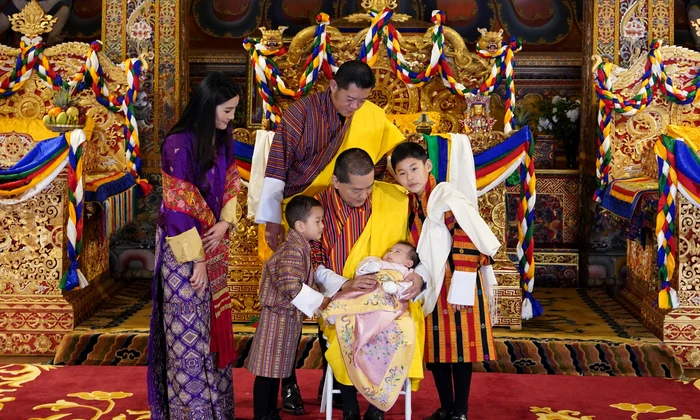botezul fetitei lui Jetsun Pema cu Regele Jigme Khesar al Bhutanului, Printesa Sonam   pagina oficiala (17) jpg