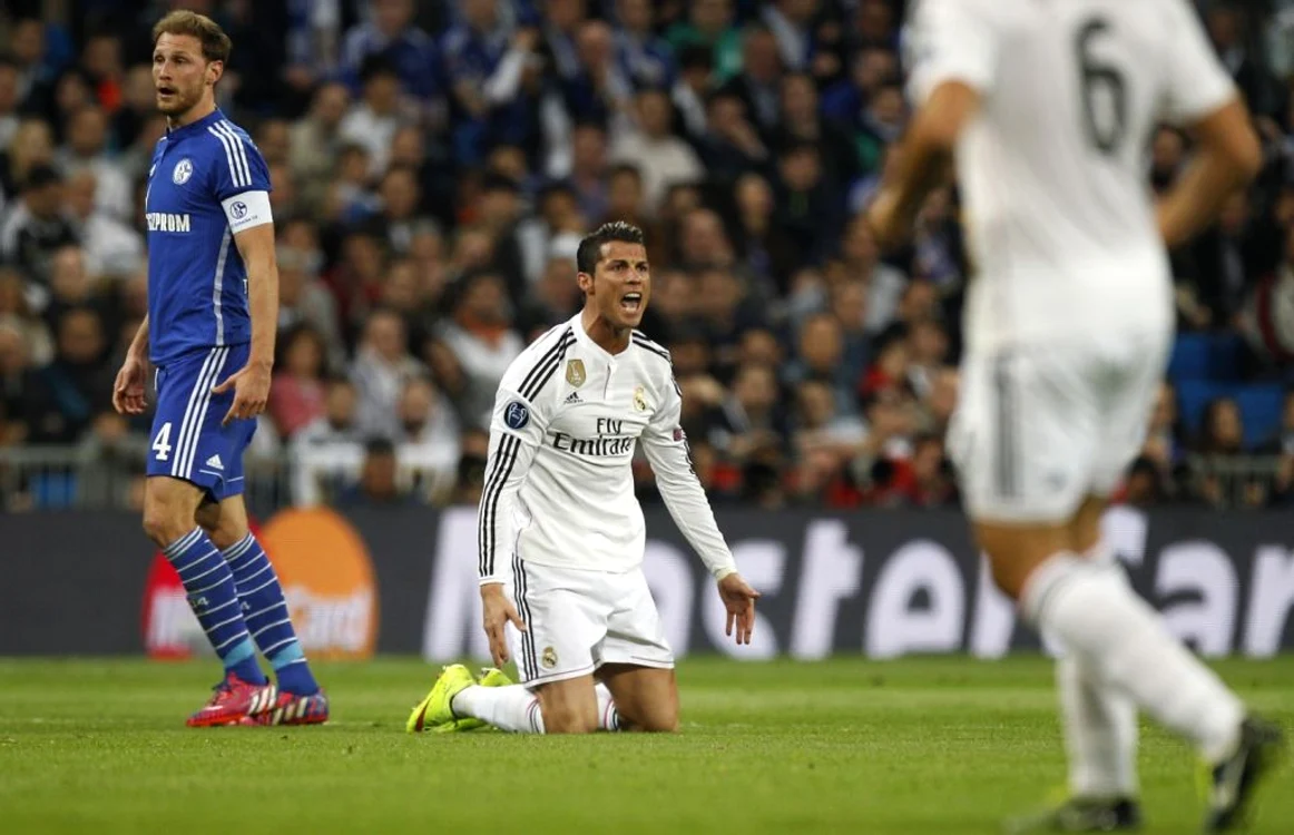 Cristiano Ronaldo FOTO Sunt Iulian Anghel, editor Adevărul, şi consider că este penibil să specific sursele fotografiilor
