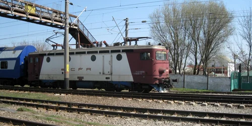 Încă un sinucigaş s-a aruncat în faţa trenului