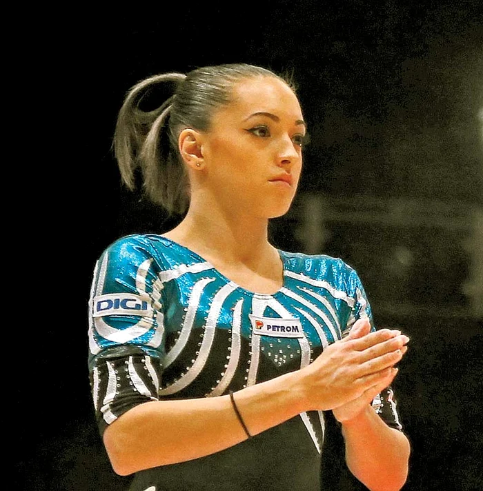 Echipa feminină de gimnastică a României şi-a pierdut liderul, pe Larisa Iordache!