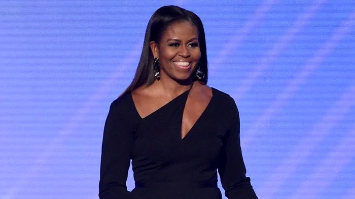 2 michelle obama carte becoming jpg jpeg