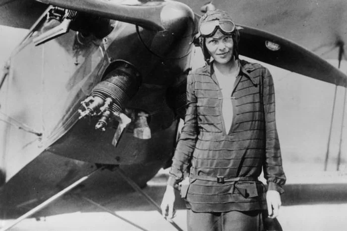 Amelia Earhart și aeronava sa FOTO Arhivă