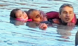 madalin popescu salvare fetita lac Craiova foto Facebook jpg