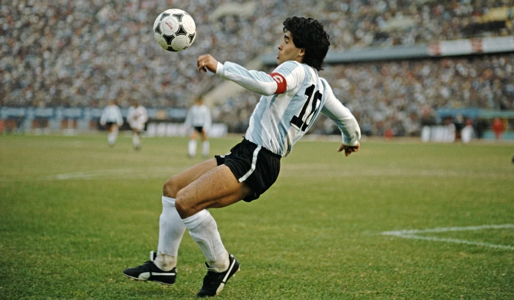 Fiica lui Maradona, acuzații în procesul morții marelui fotbalist: presiuni pentru internarea la domiciliu înainte de deces