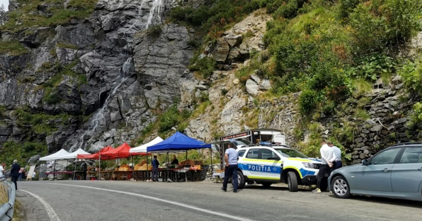 Poliţişti au făcut eci de controale pe DN7C. Foto: IPJ Argeş