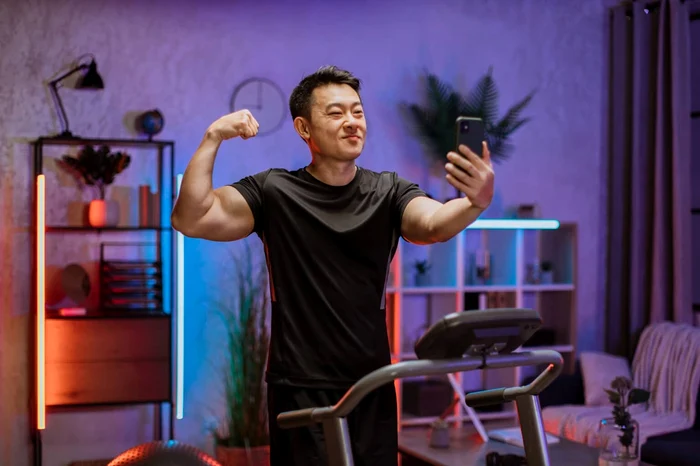 Antrenor de fitness online Foto mypthub net 