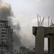 Bombardamente israeliene  Fasia gaza FOTO EPA EFE jpg