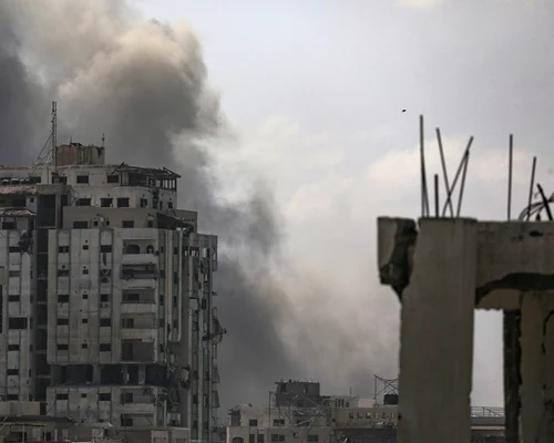 Bombardamente israeliene  Fasia gaza FOTO EPA EFE jpg