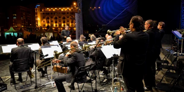 big band radio