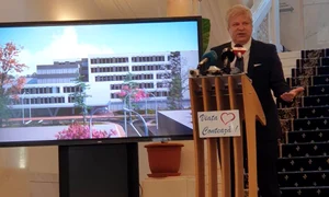 Primarul sectorului 1, Dan Tudorache, a prezentat macheta Spitalului ”Sfântul Vasile cel Mare” jpeg