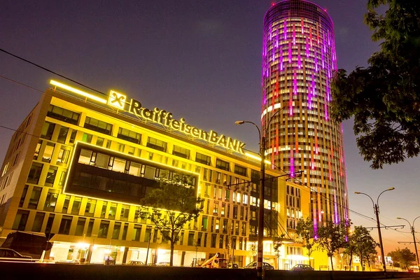 Raiffeisen Bank a urgentat toate plățile către parteneri și stat