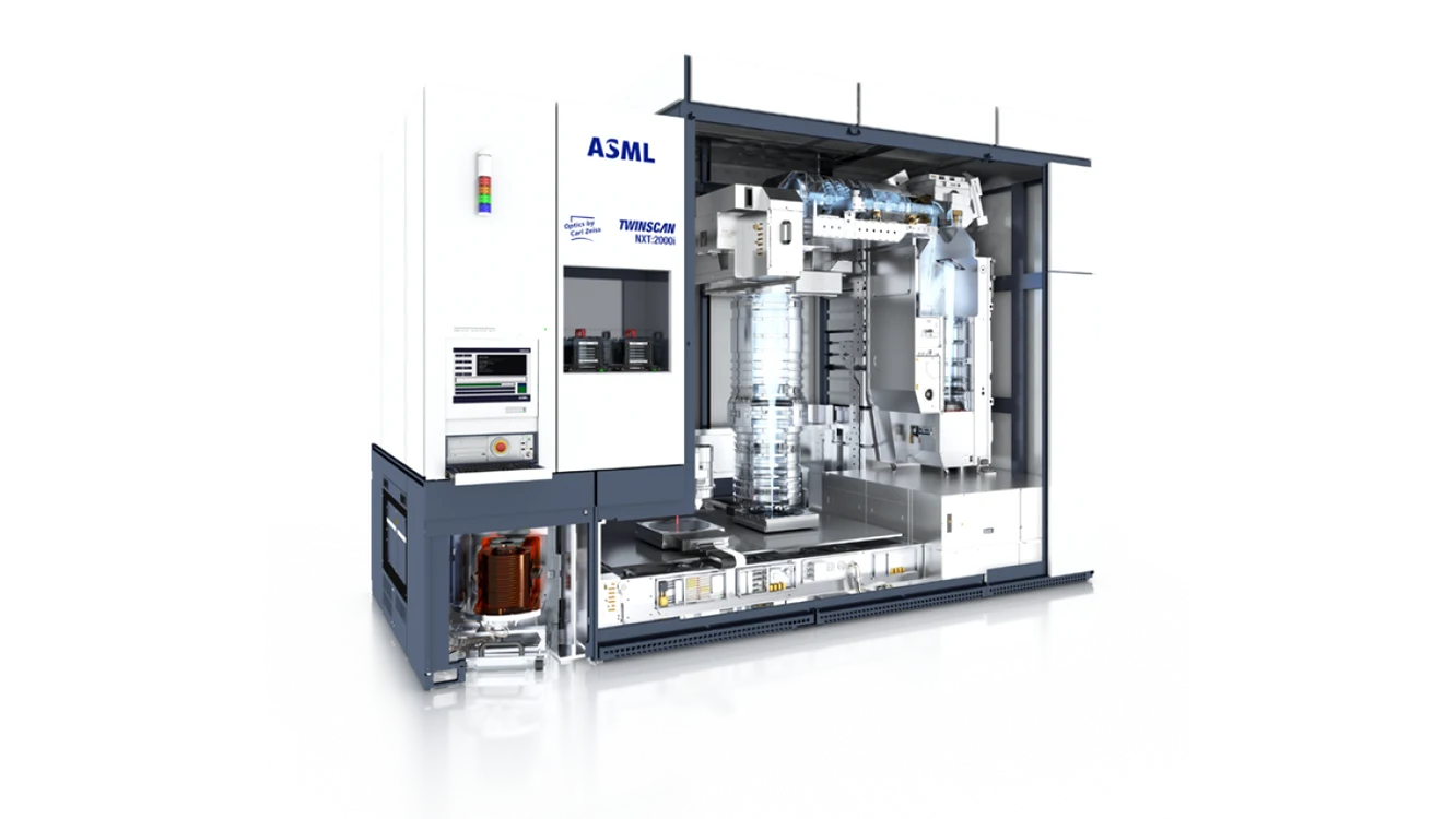Maşină de produs cipuri ASML TWINSCAN NXT2000i.