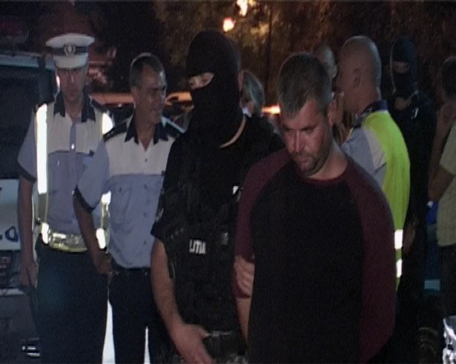 Cristi Ziman (35 de ani) riscă până la 7 ani de închisoare pentru ultraj şi deţinere şi transport de bunuri cu regim vamal