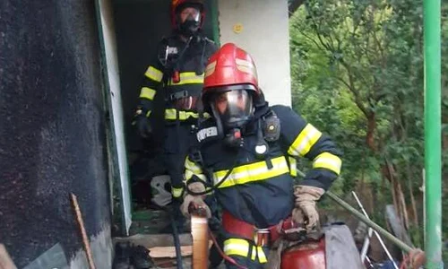 incendiu lupeni 700x336 jpg