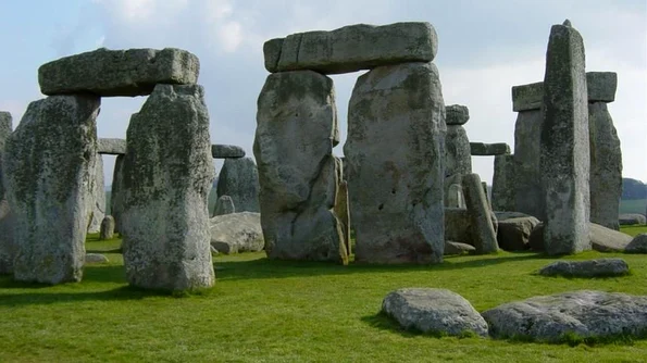 Artefacte descoperite lângã Stonehenge jpeg