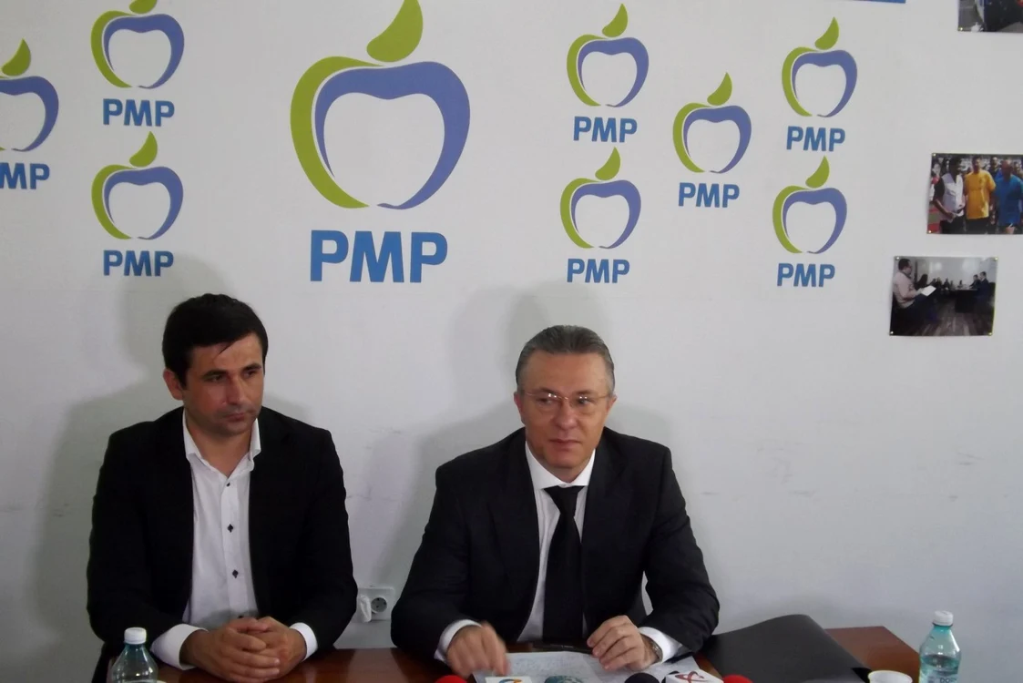 Cristian Diaconescu a vorbit la Cluj despre scandalurile din PMP. FOTO: Remus Florescu