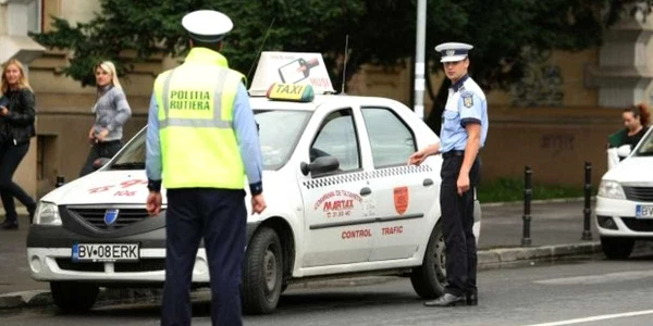 Niciun taximetrist nu a scăpat de verificările poliţiştilor Foto. arhivă