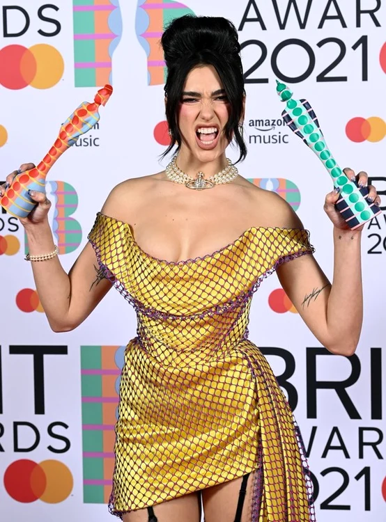 
    Cântăreaţa americană Taylor Swift a primit trofeul onorific Global IconFoto: Profimedia  