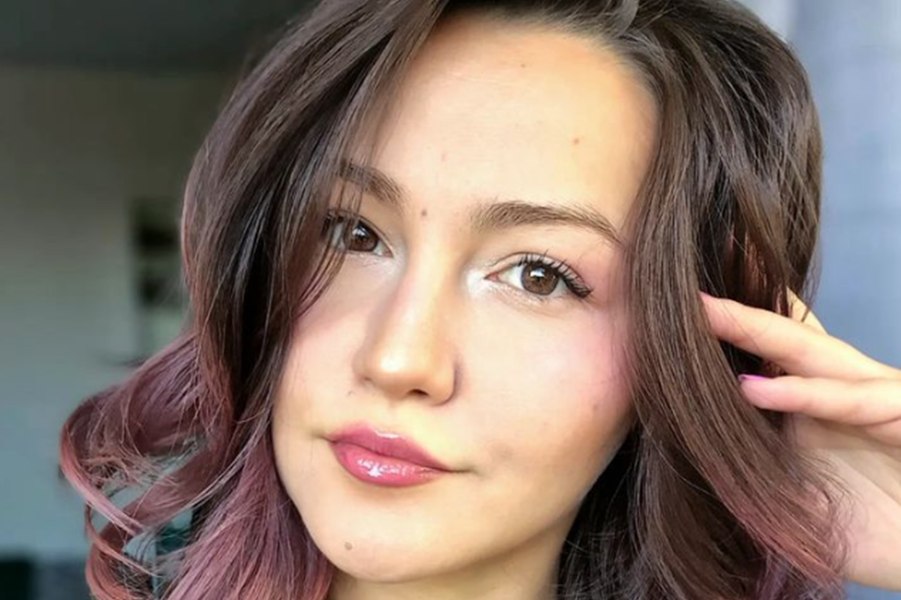 Cine este Oana Lasconi, care este „dezgustată“ de mama sa: în 2018 spunea că a început trei facultăți, dar nu a terminat niciuna