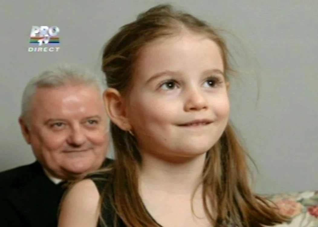Irinel Columbeanu, şedinţă foto alături de Irina (Foto: Captură video Pro TV)