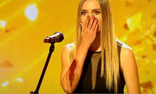 Daniela Machidon a primit Golden Buzz de la Florin Călinescu jpeg