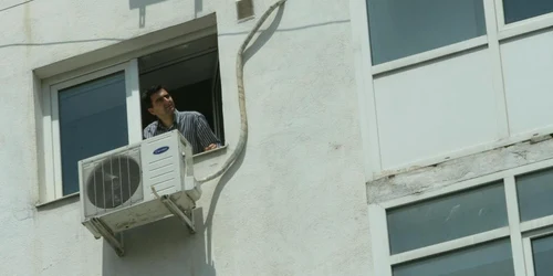 Suma plătită pentru înlocuirea tâmplăriei ar putea să fie dedusă din impozit