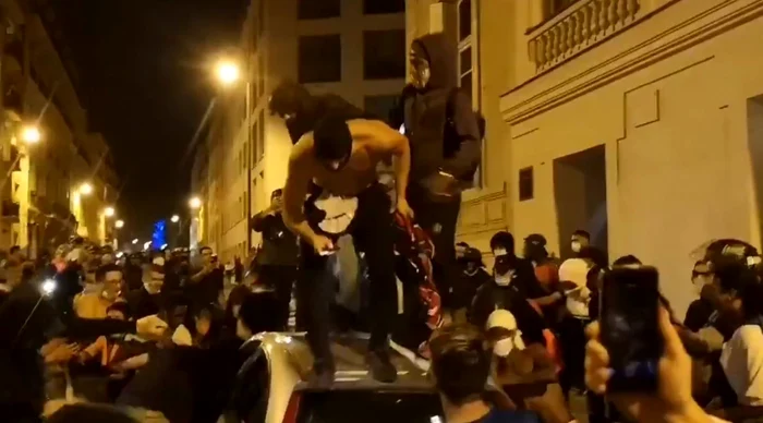 Violenţe contra restricţii anti-covid-19 la Paris FOTO CAPTURA TWITTER