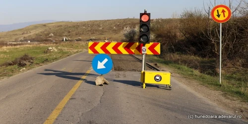 sosea hunedoara calan