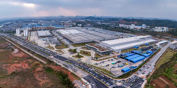  Vedere aeriană cu cea mai mare bază de producție de baterii a companiei BYD FOTO AFP