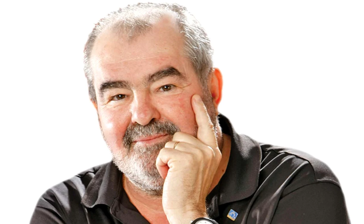 
    George Stanca  