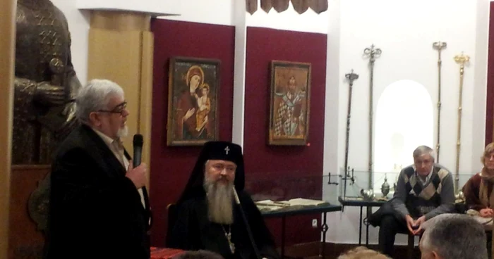 Andrei Pleşu a vorbit unei audienţe de circa 200 de persoane. FOTO: Remus Florescu