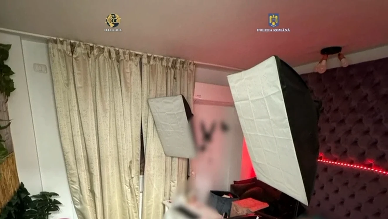 Apartamentele au fost transformate în studio pentru videochat