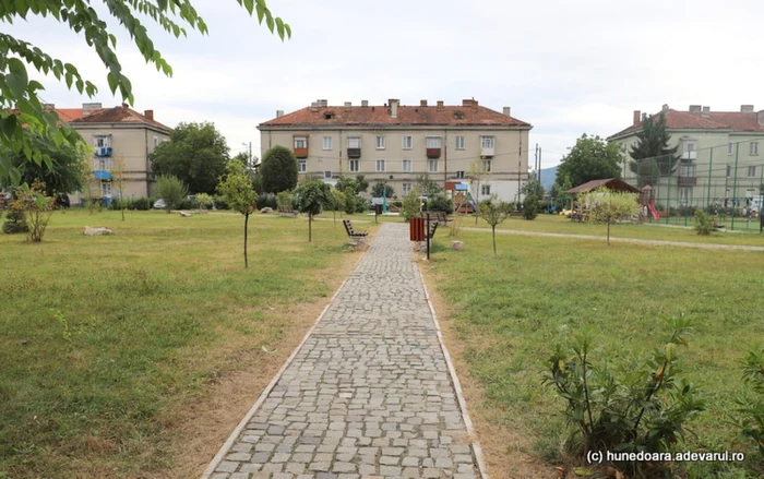 Cvartal din orașul Ștei. Foto: Daniel Guță. ADEVĂRUL