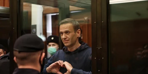 Aleksei Navalnîi la tribunal condamnat la trei ani şi jumătate de închisoare FOTO EPA-EFE / MOSCOW CITY COURT PRESS SERVICE