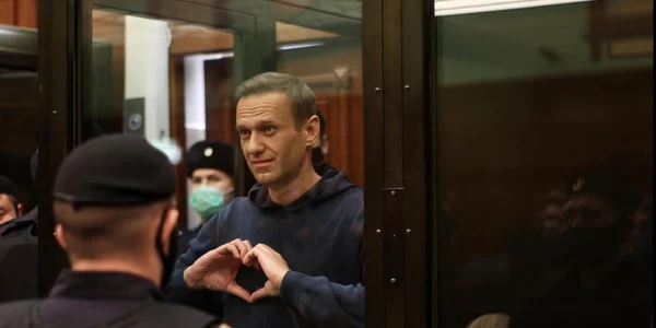 Aleksei Navalnîi la tribunal condamnat la trei ani şi jumătate de închisoare FOTO EPA-EFE / MOSCOW CITY COURT PRESS SERVICE