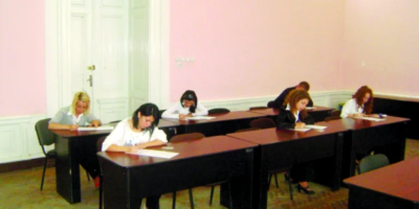 Arad: ORAŞUL PE SCURT / Promovabilitate de 88% la bac
