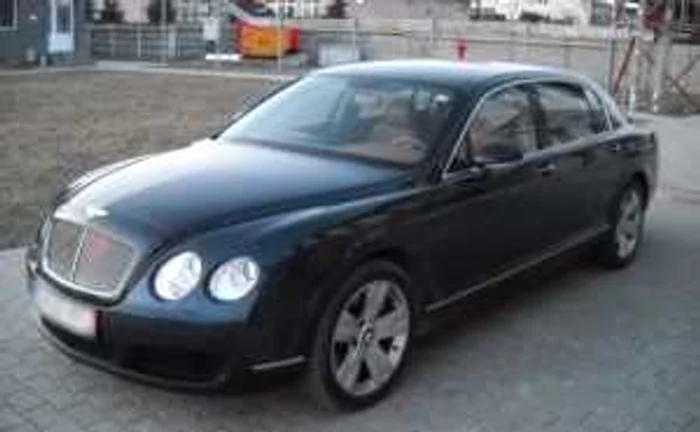 Bentley Continental de 80.000 de euro furat din Italia, în parcul auto al familiei Țânțaș