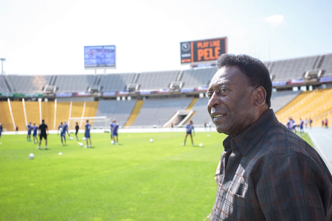 Legendarul fotbalist Pele. foto: Getty