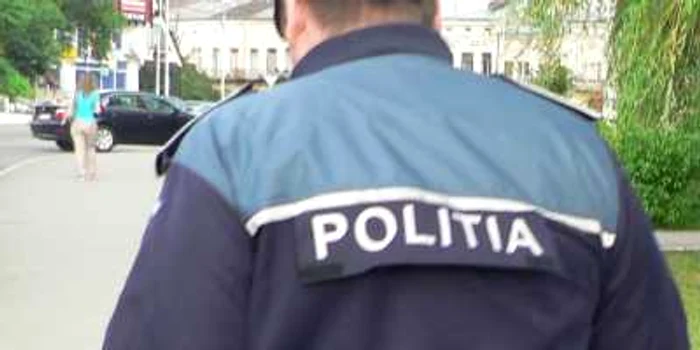 Şeful de post a fost găsit într-un bar de către superiorii săi