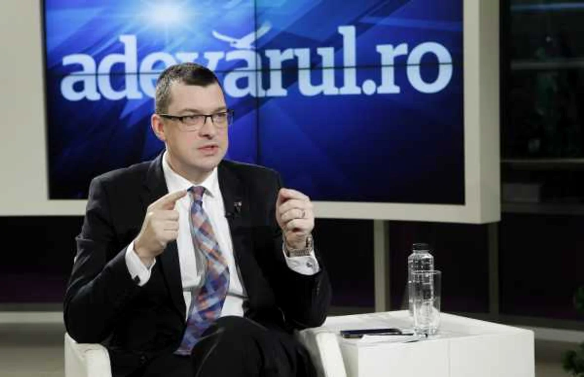 Deputatul Ovidiu Raeţchi. FOTO Eduard Enea
