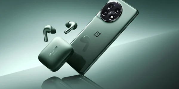 Smartphone OnePlus 11 5G și căști OnePlus Buds Pro 2 jpg
