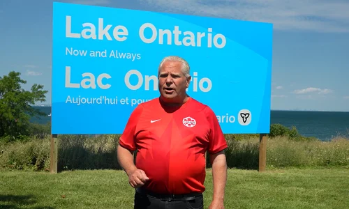 Doug Ford îl sfidează pe Donald Trump după tentativa de redenumire a Lacului Ontario. „Acum și întotdeauna”